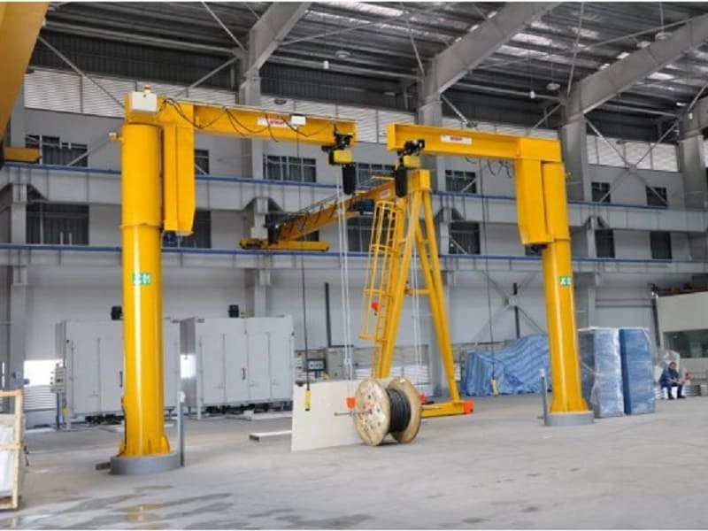 Đặc điểm cấu tạo cầu trục quay - cầu trục dạng cột